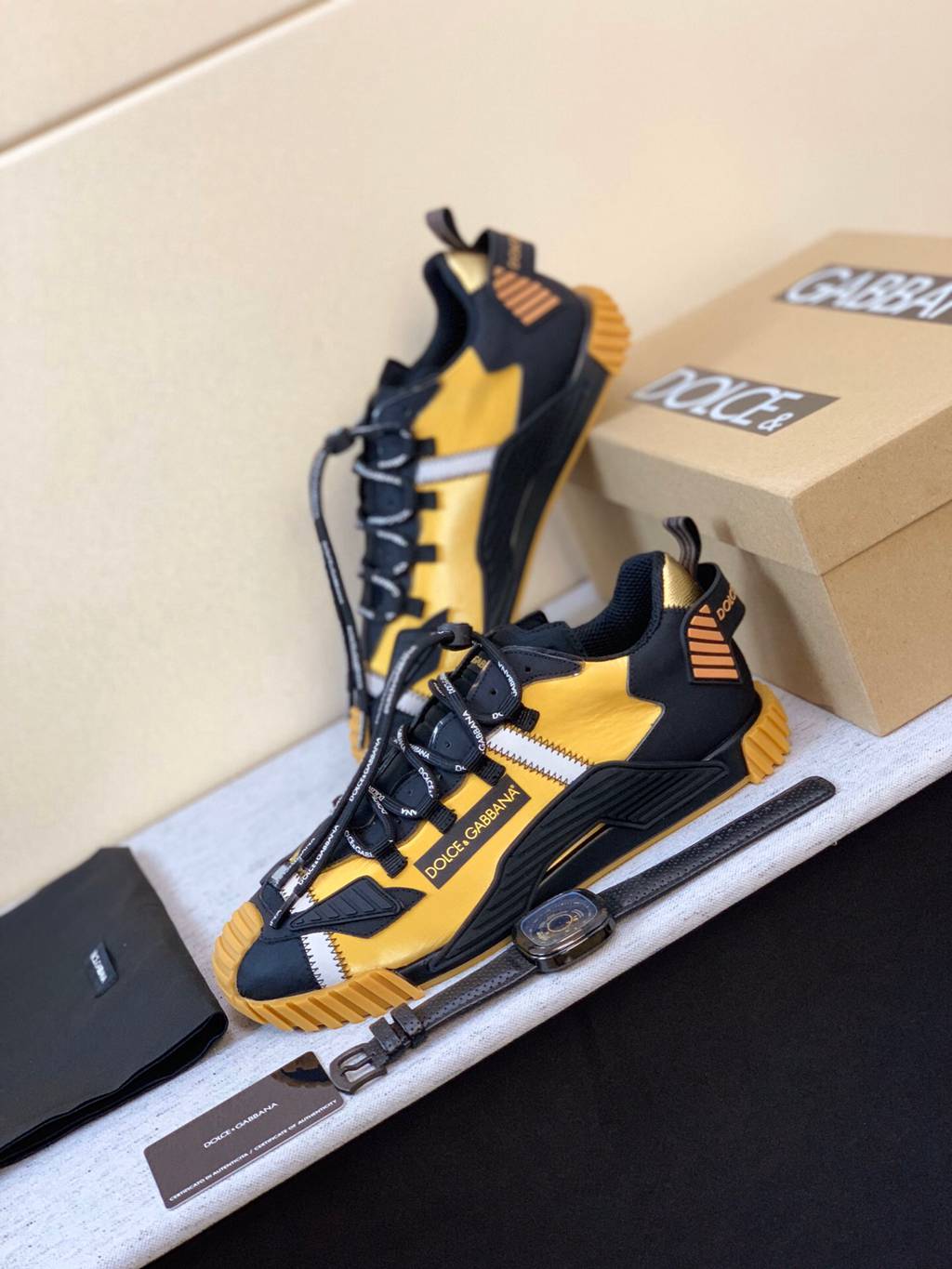 D*G sneaker